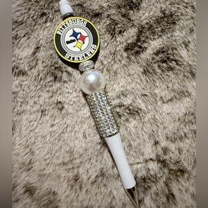 NEW Pittsburgh Steelers Beaded Pen Crystal details